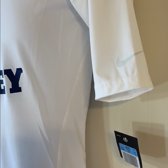 NWT. Nike Pro Men’s Medium Compression Dry-Fit “Let’s do it”Tee. - Picture 4 of 10